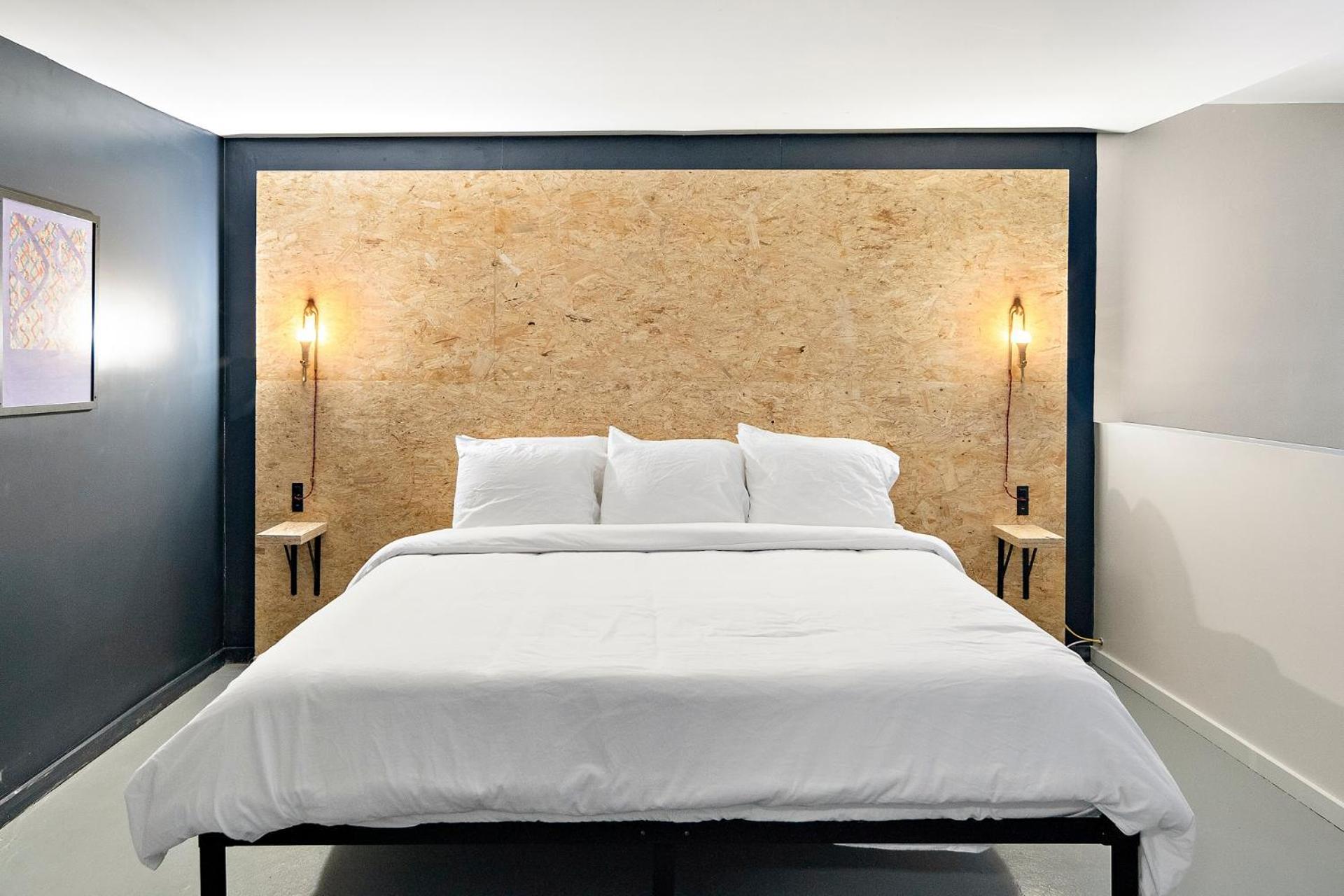 The Brooks Motel Hillsdale Экстерьер фото